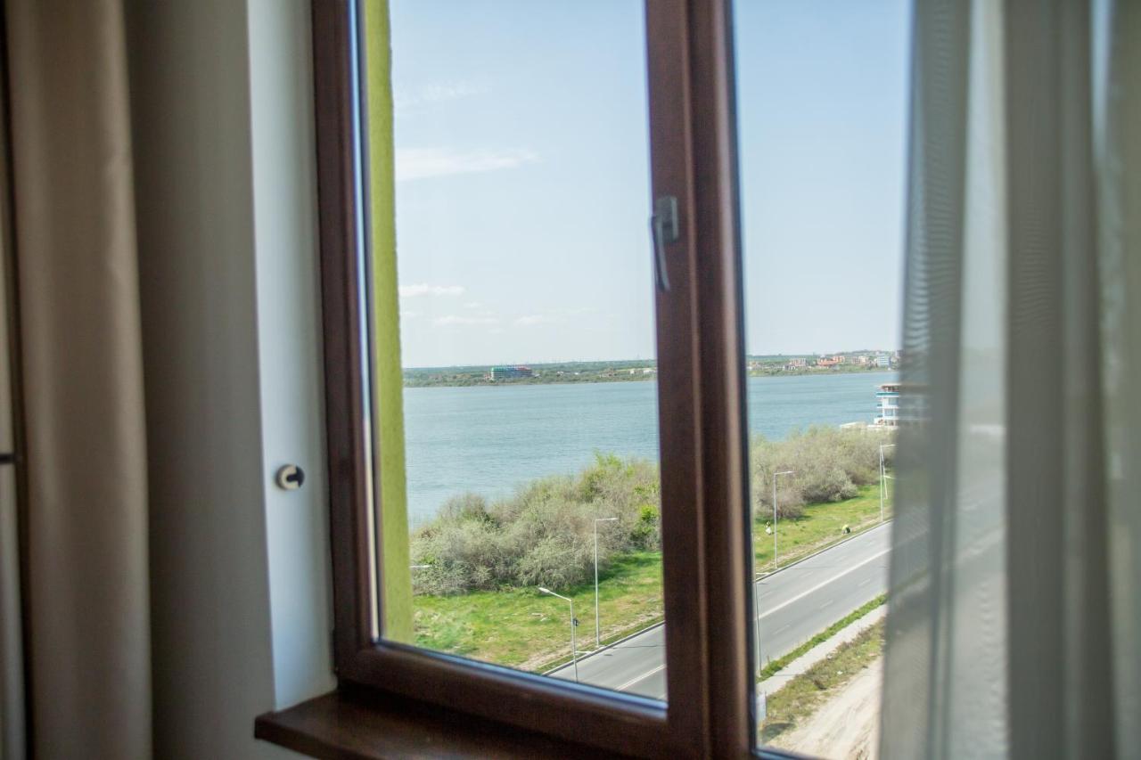 Bella Vista Summerland Mamaia Exterior foto